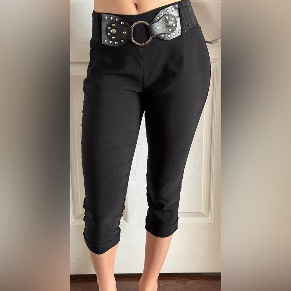 Capris with studded belt